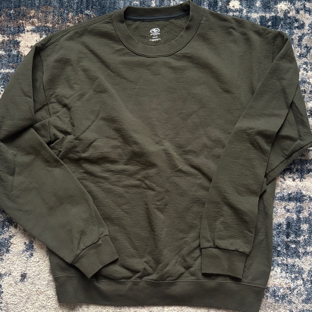 Athletic Works Men's Crewneck Sweater in Olive